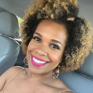 Meet your Posher, Ileana